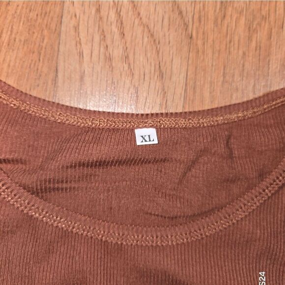 Brown Beaded Women's Top XL Nwot - Picture 5 of 10